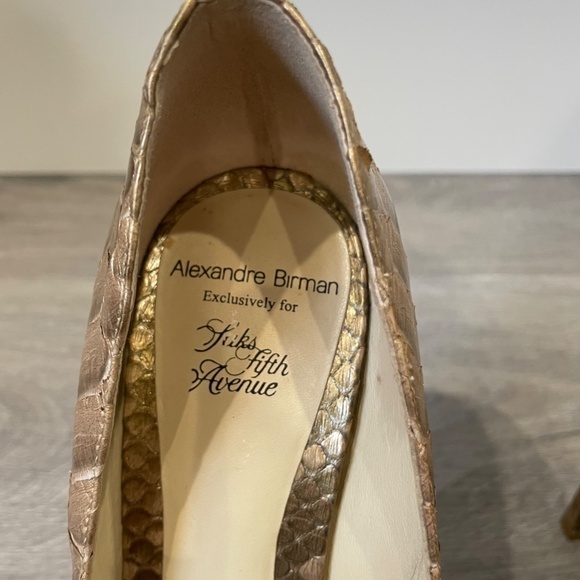 Alexandre Birman Saks Fifth Avenue Tan Pumps - Picture 4 of 9